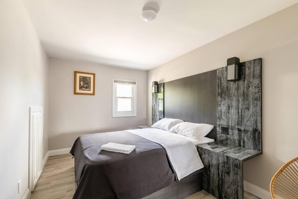 Modern House Newly Furnished 3 Mins Drive To Fall Niagara Falls Eksteriør billede